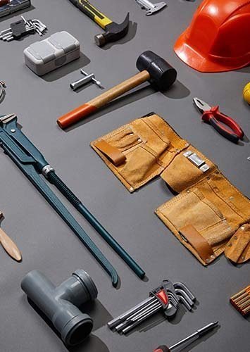 high-angle-view-of-tool-belt-hammers-monkey-wren-2024-11-10-16-45-57-974B5KV-1.jpg